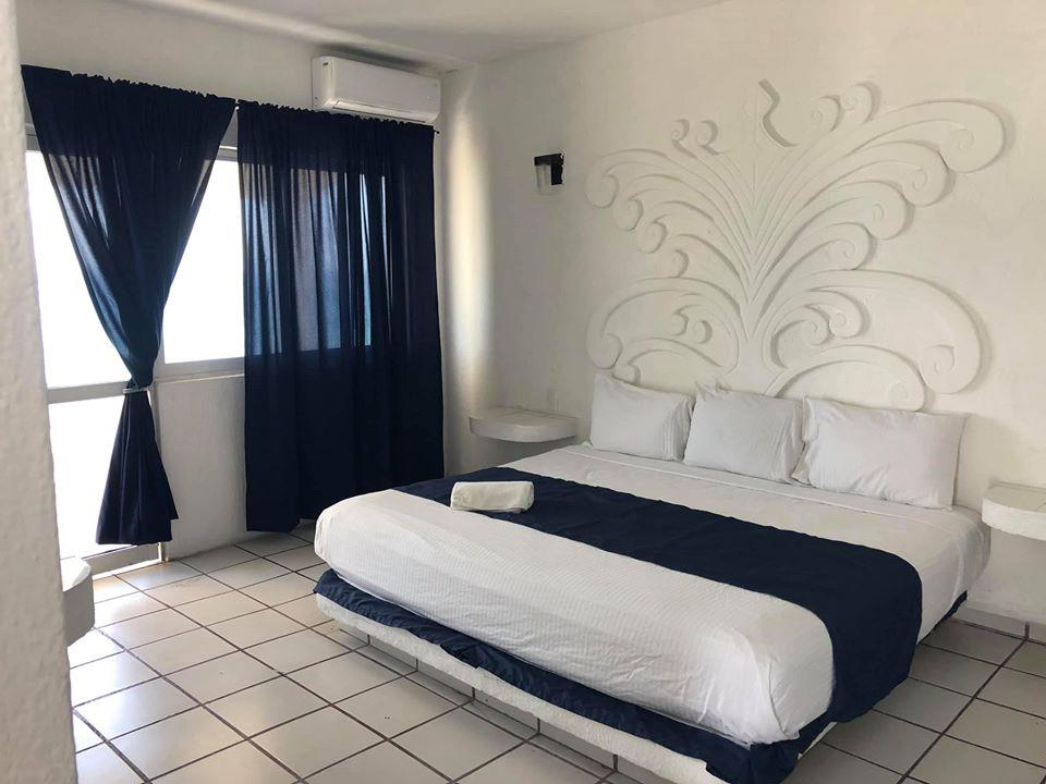 Hotel Bagasi Манзанило Екстериор снимка