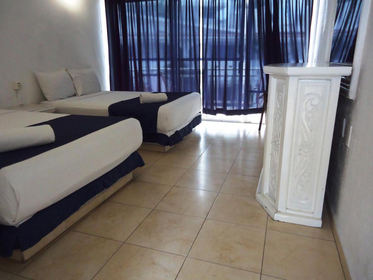 Hotel Bagasi Манзанило Екстериор снимка